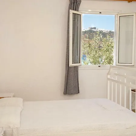 Fotini Strata Apartman *